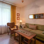 Holiday home Beautiful House By The River With Its Own Dock Rabyne