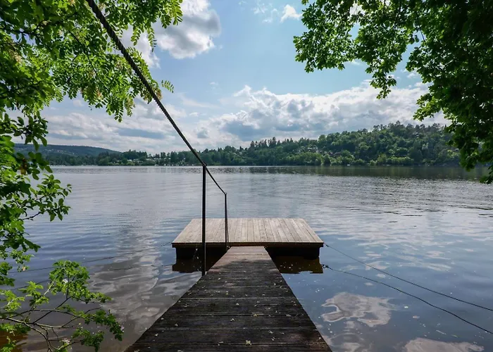 Beautiful House By The River With Its Own Dock Ferienhaus
